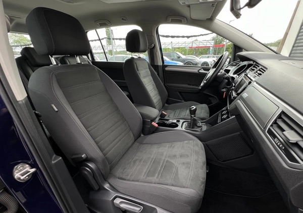 Volkswagen Touran cena 61900 przebieg: 112613, rok produkcji 2016 z Krynica-Zdrój małe 781